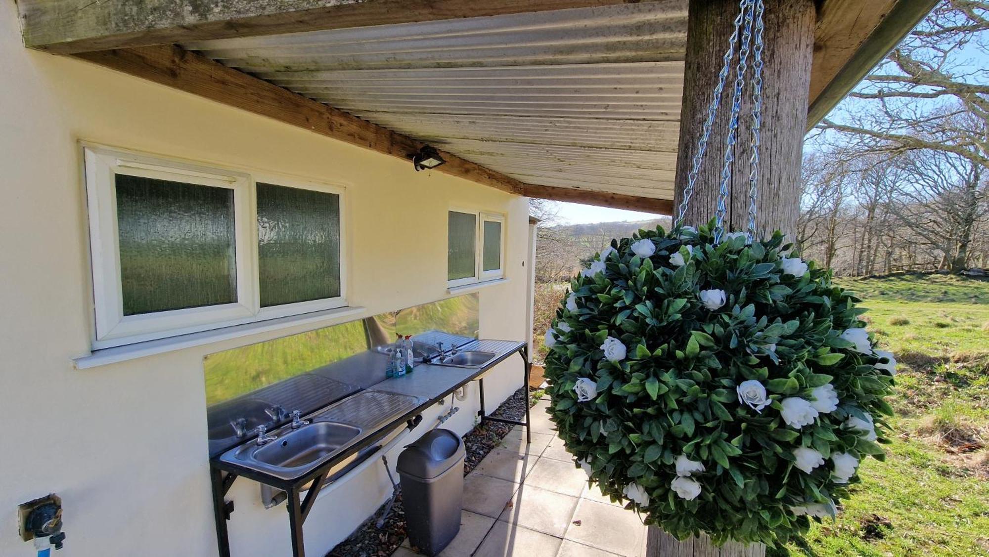 Dinas Hotel Llanbedr  Eksteriør billede
